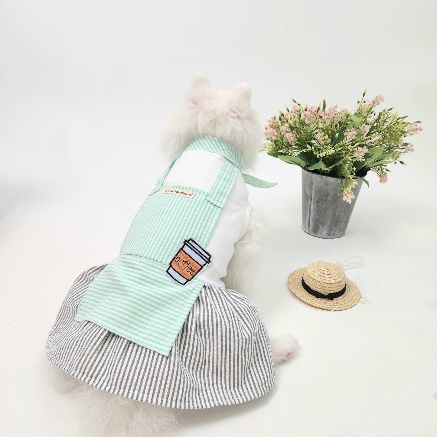Animal-Go-Round เสื้อผ้าเครื่องแต่งกาย สัตว์เลี้ยง, หมา, แมว, สุนัข รุ่น Coffee Girly