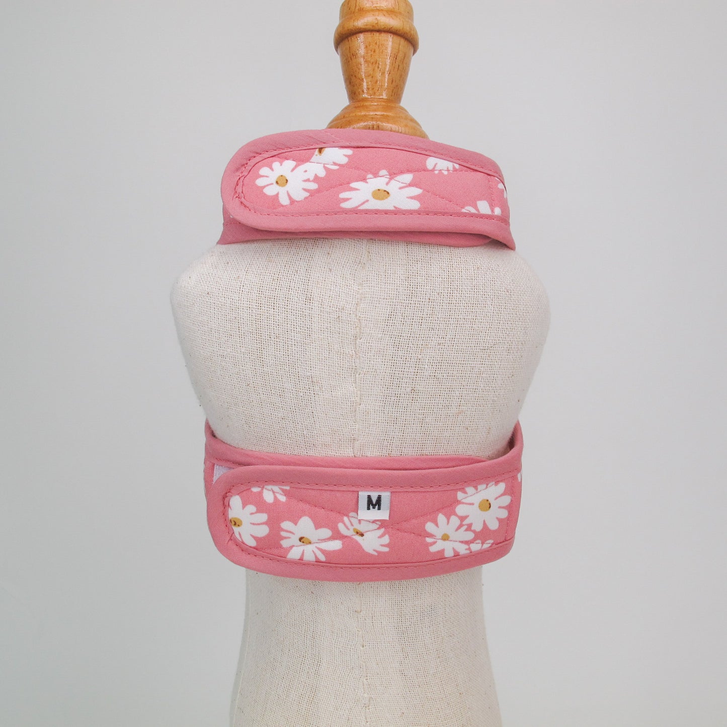 WG1075-Waggles เสื้อผ้า ชุดรัดอก สายจูง สุนัข, หมา, แมว, สัตว์เลี้ยง ขนาดเล็ก - ขนาดกลาง พร้อม สายจูง