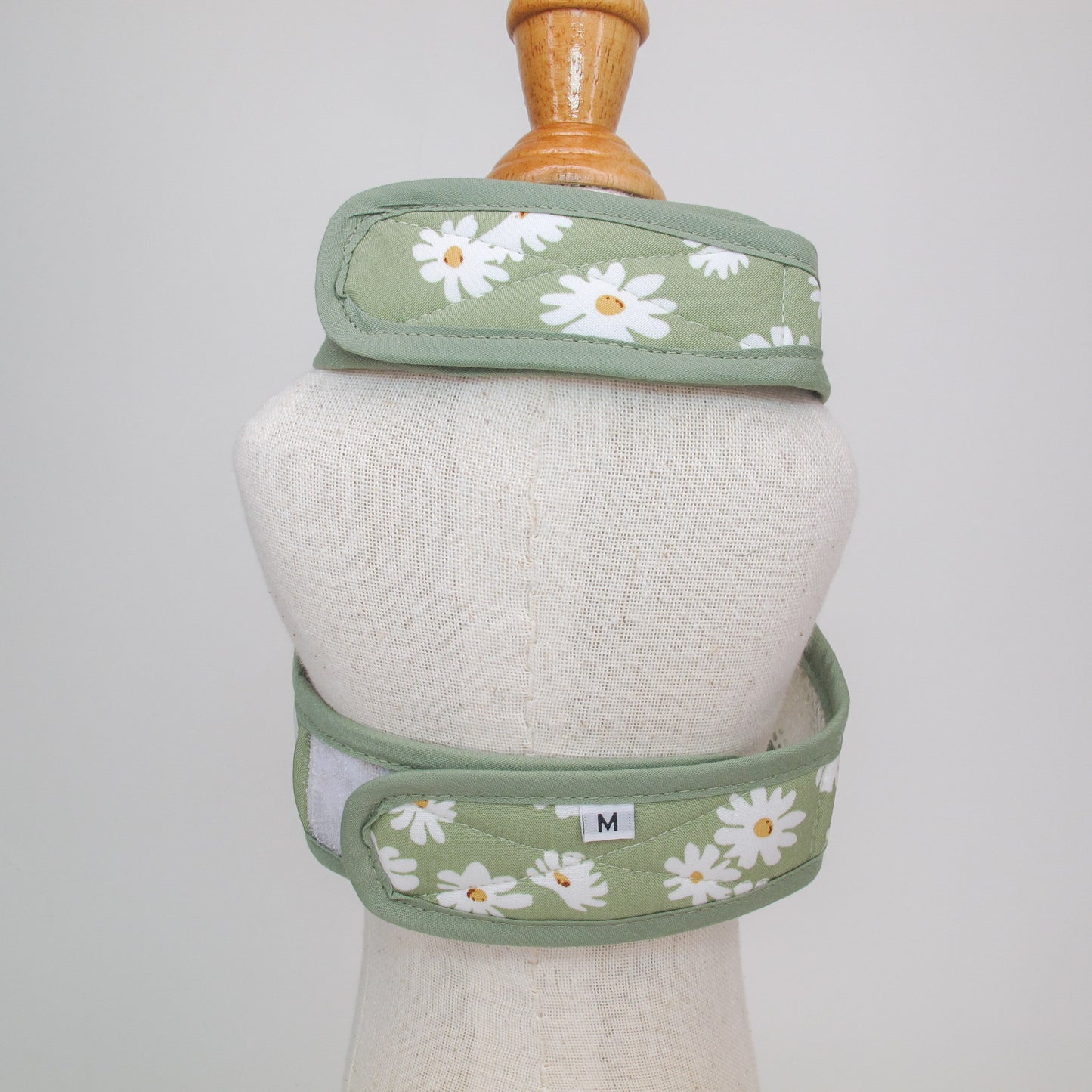 WG1076-Waggles เสื้อผ้า ชุดรัดอก สายจูง สุนัข, หมา, แมว, สัตว์เลี้ยง ขนาดเล็ก - ขนาดกลาง พร้อม สายจูง