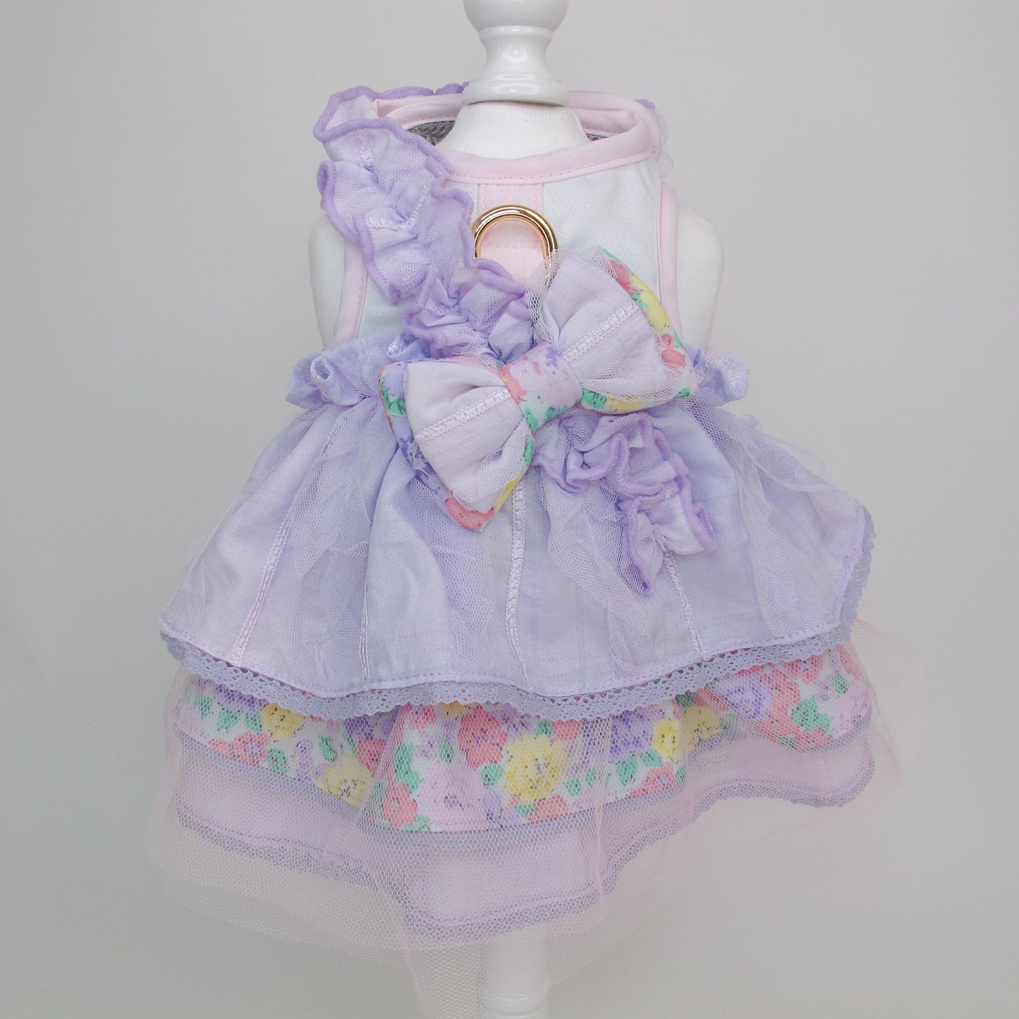 Glitter Pooch Harness ชุดรัดอก สายจูง เสื้อผ้า สุนัข, หมา, แมว, สัตว์เลี้ยง พร้อม สายจูง รุ่น Spring Souffle-Lavender