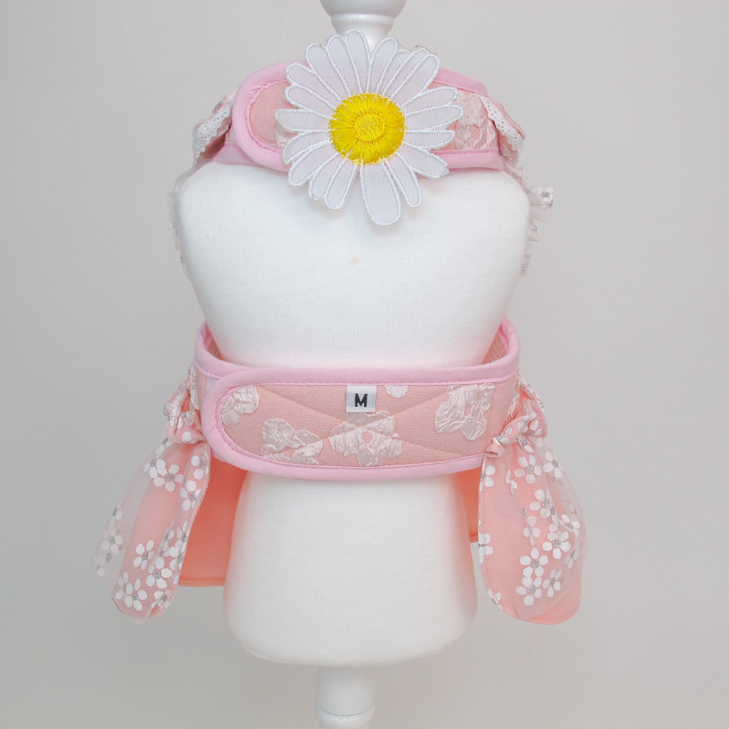 Glitter Pooch Harness ชุดรัดอก สายจูง เสื้อผ้า สุนัข, หมา, แมว, สัตว์เลี้ยง พร้อม สายจูง รุ่น Deary Daisy Peach