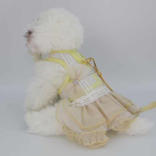 Glitter Pooch Harness ชุดรัดอก สายจูง เสื้อผ้า สุนัข, หมา, แมว, สัตว์เลี้ยง พร้อม สายจูง รุ่น BOWnebelle Charmy - Buttercream