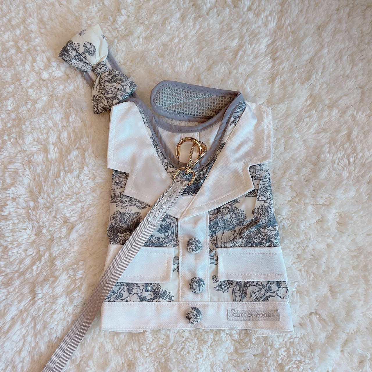 Glitter Pooch Harness ชุดรัดอก สายจูง เสื้อผ้า สุนัข, หมา, แมว, สัตว์เลี้ยง พร้อม สายจูง รุ่น Monte Romance