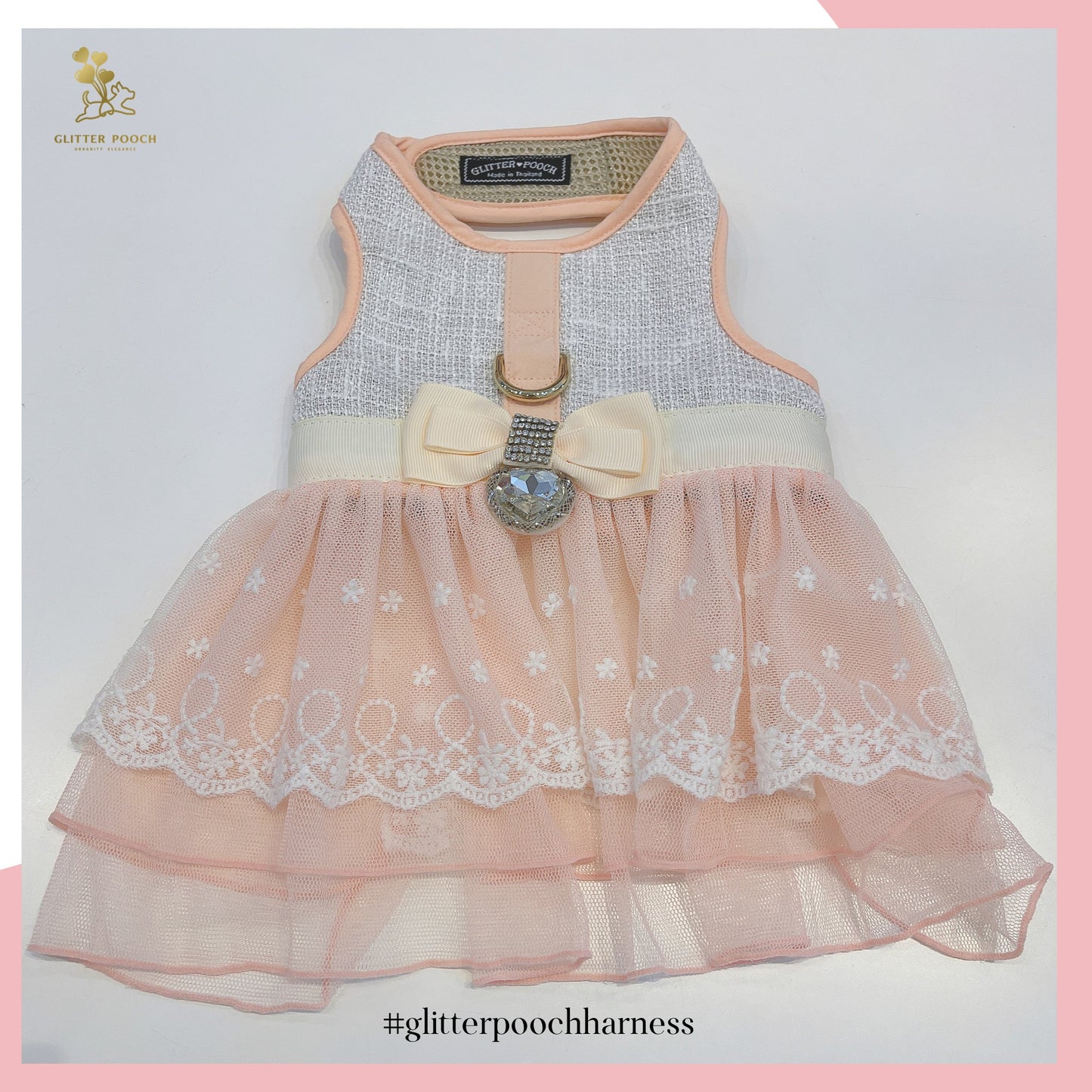 Glitter Pooch ชุดรัดอก สายจูง เสื้อผ้า สุนัข, หมา, แมว, สัตว์เลี้ยง พร้อม สายจูง รุ่น Lady Marmalade