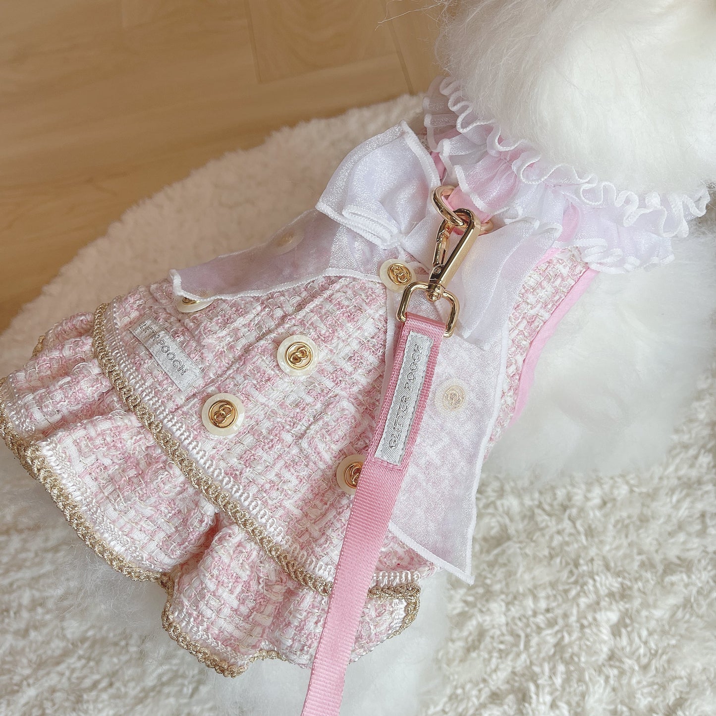 Glitter Pooch Harness ชุดรัดอก สายจูง เสื้อผ้า สุนัข, หมา, แมว, สัตว์เลี้ยง พร้อม สายจูง รุ่น New Emily in Paris Pink