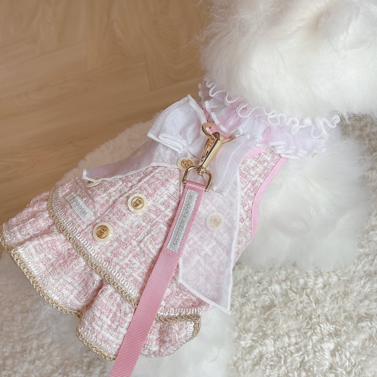 Glitter Pooch Harness ชุดรัดอก สายจูง เสื้อผ้า สุนัข, หมา, แมว, สัตว์เลี้ยง พร้อม สายจูง รุ่น New Emily in Paris Pink