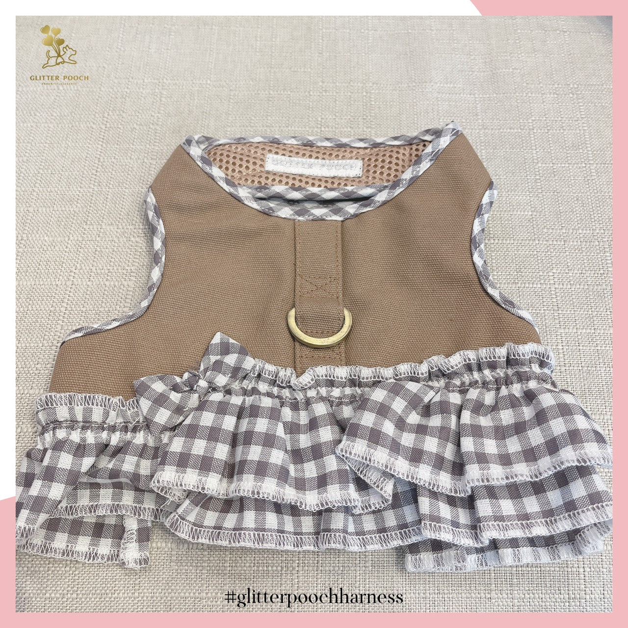 Glitter Pooch ชุดรัดอก สายจูง เสื้อผ้า สุนัข, หมา, แมว, สัตว์เลี้ยง พร้อม สายจูง รุ่น Simply Baby Canvas Girl