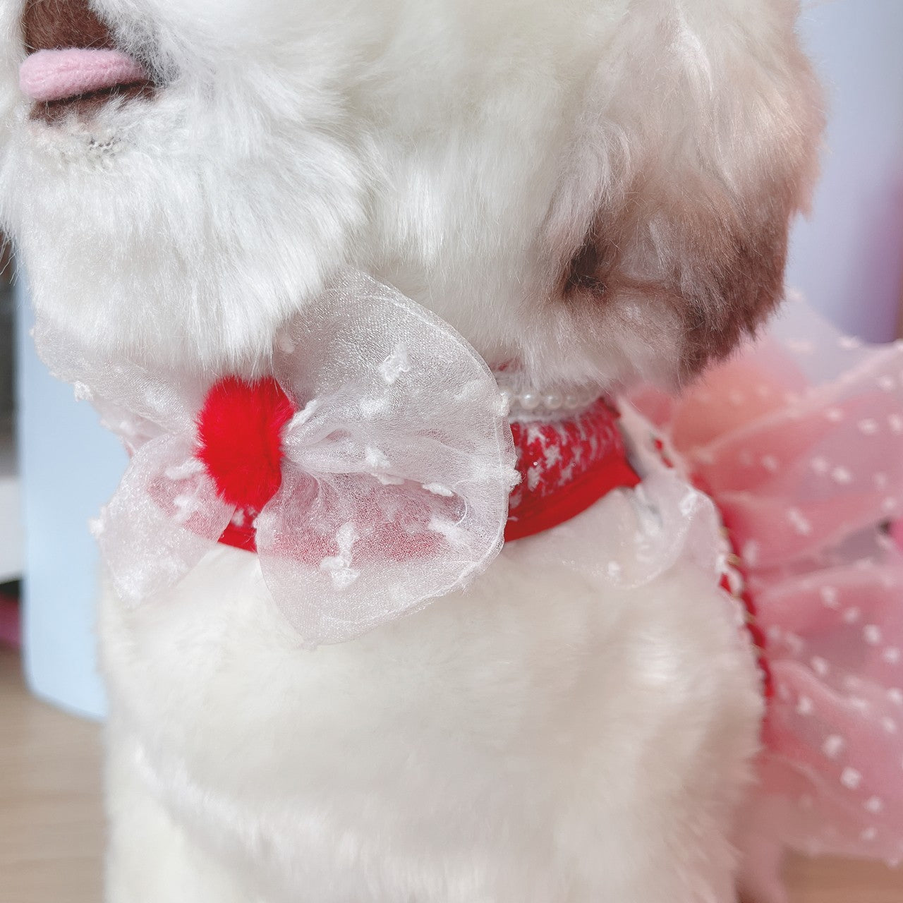 Glitter Pooch Harness ชุดรัดอก สายจูง เสื้อผ้า สุนัข, หมา, แมว, สัตว์เลี้ยง พร้อม สายจูง รุ่น White Polar X'mas Girl